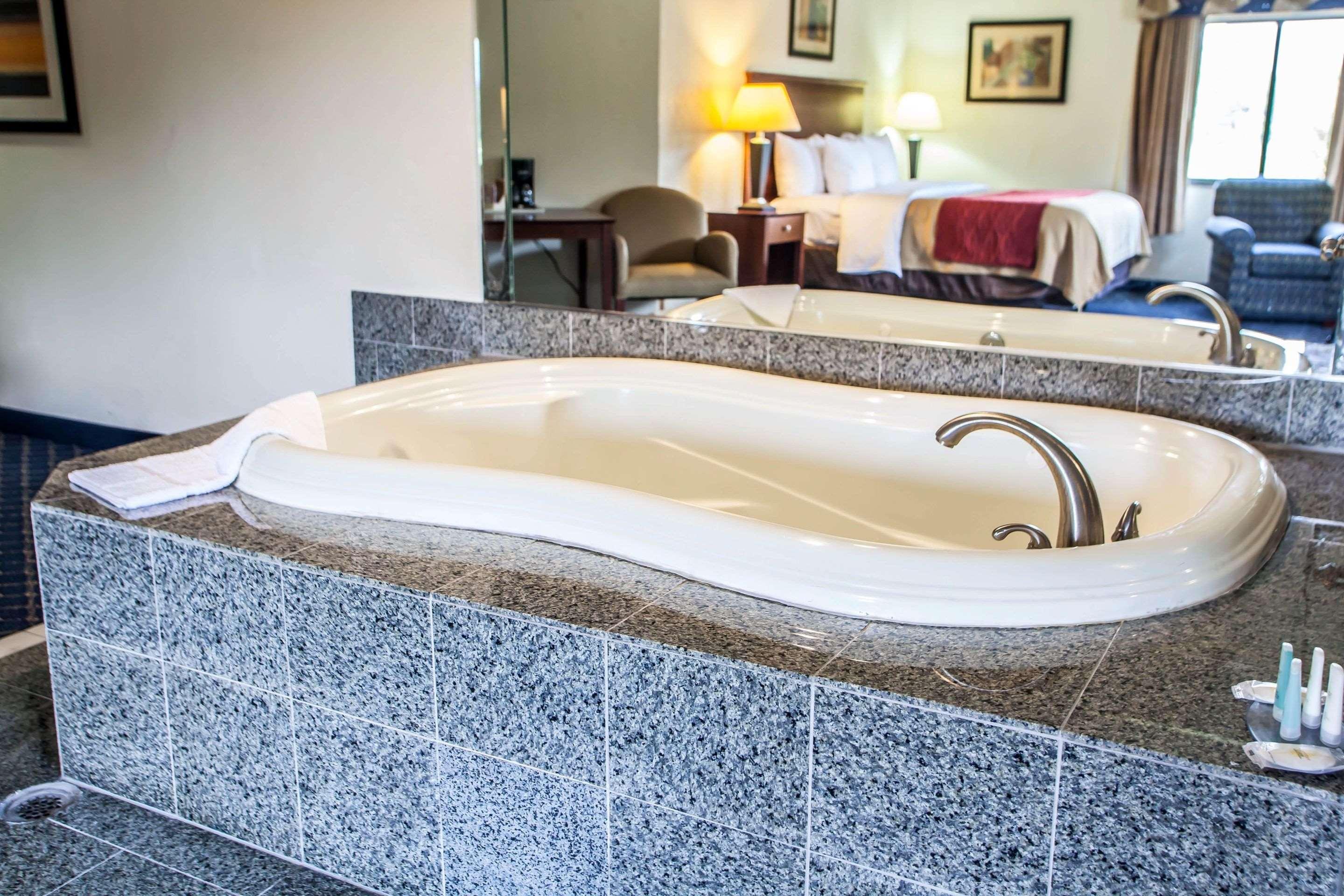 Comfort Inn Feasterville - Trevose Kültér fotó